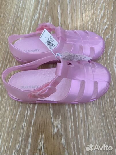 Сандали для девочки новые