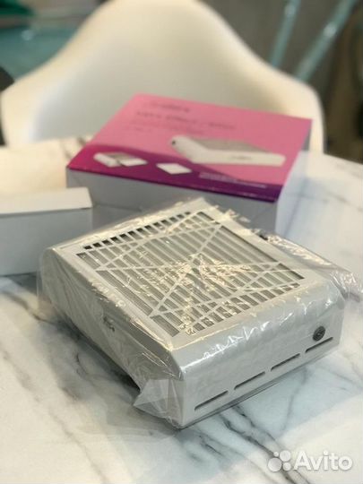 Маникюрный пылесос