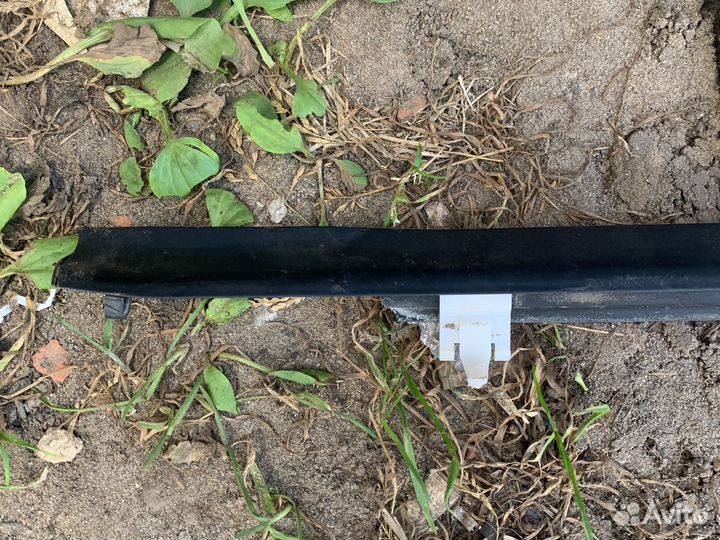 Бархотка правая передняя hyundai elantra 3 xd