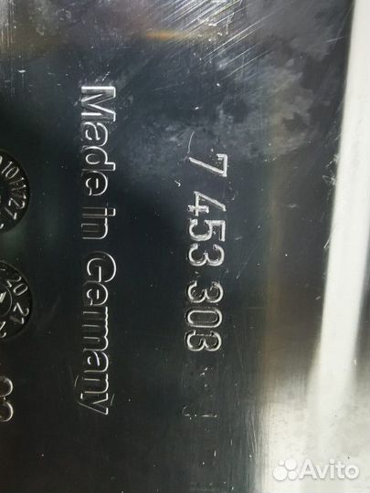 Накладка двери передней левой BMW 4 51357453303