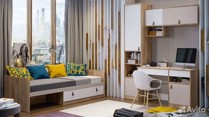 Стол письменный 