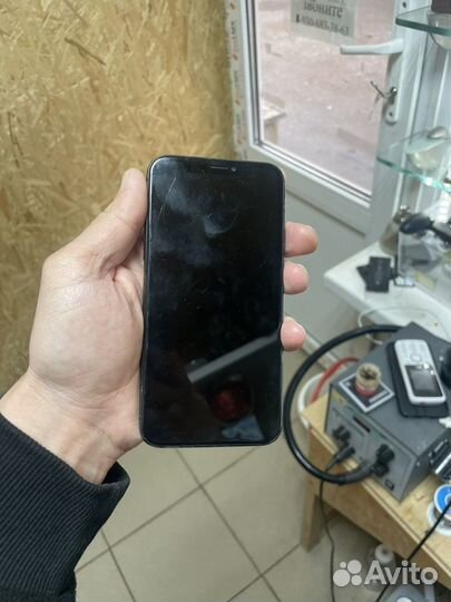 iPhone X, 256 ГБ