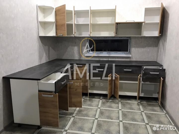 Кухонный гарнитур