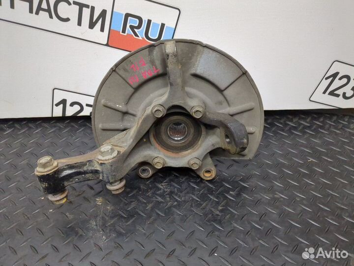 Ступица передняя левая Suzuki Escudo TDA4W J24B