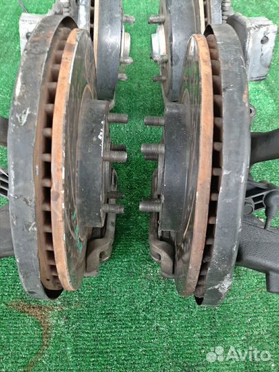 Ступица mazda MPV LW3W L3-DE 2WD левыйправый 4 шт, С насечками, С перфорацией задние дисковые контра