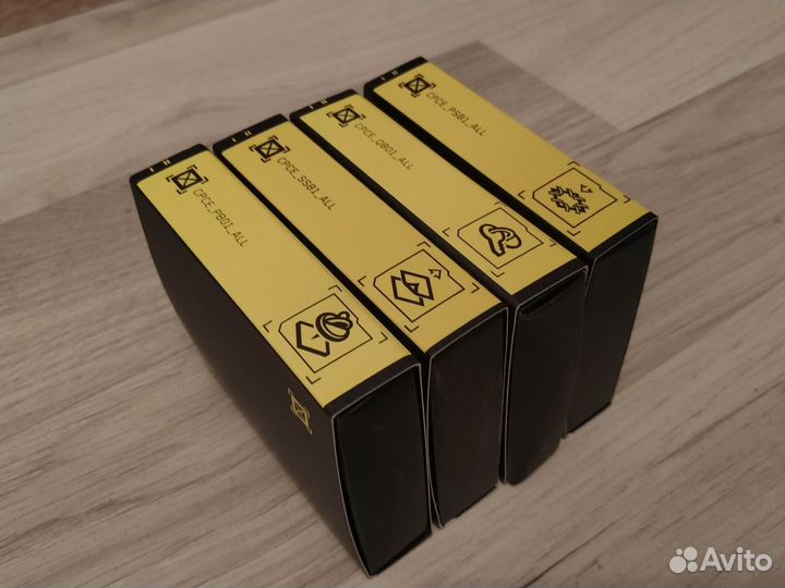 Коллекционный стафф по игре Cyberpunk 2077