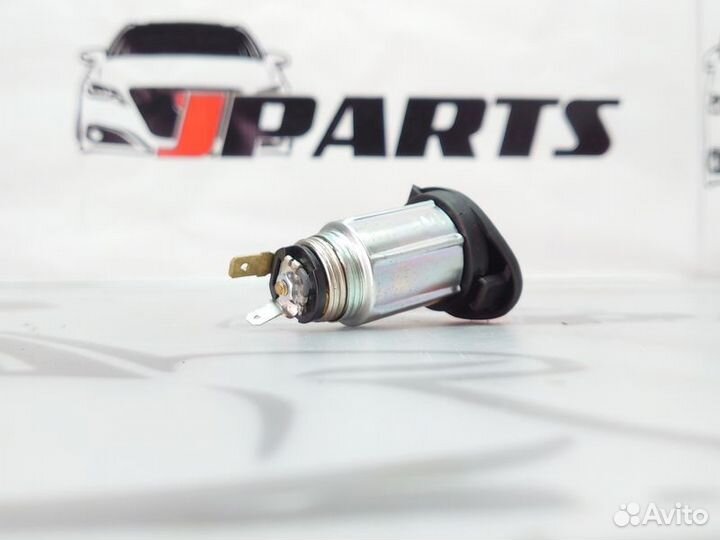 Розетка Mitsubishi Outlander II (2005—2009)