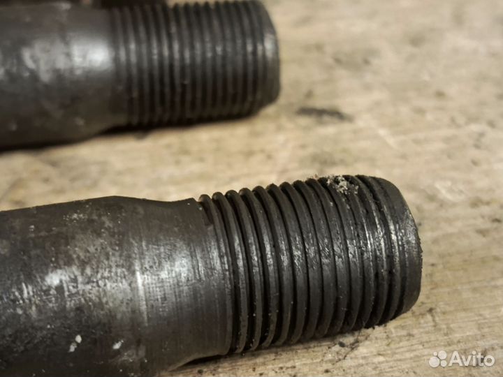 Передняя ось на мотоцикл Урал Днепр