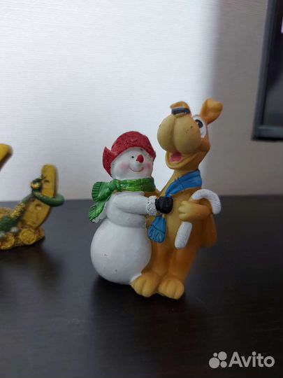 Фарфоровые статуэтки (символы года)