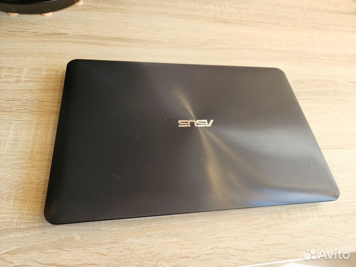 Asus X555U, core i7 (6 gen), 12gb, nvidia gt940m