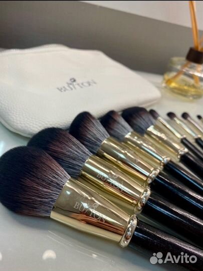 Набор кистей для макияжа