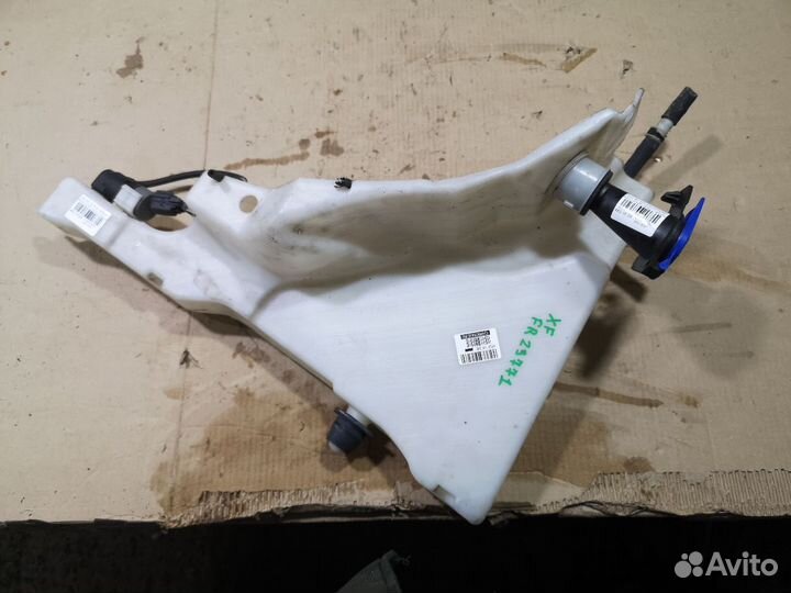 Бачок омывателя Jaguar Xf X250