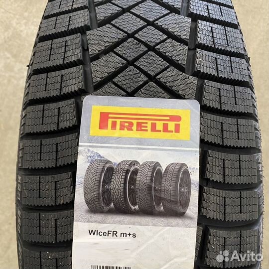 Pirelli Ice Zero FR 235/45 R18 H