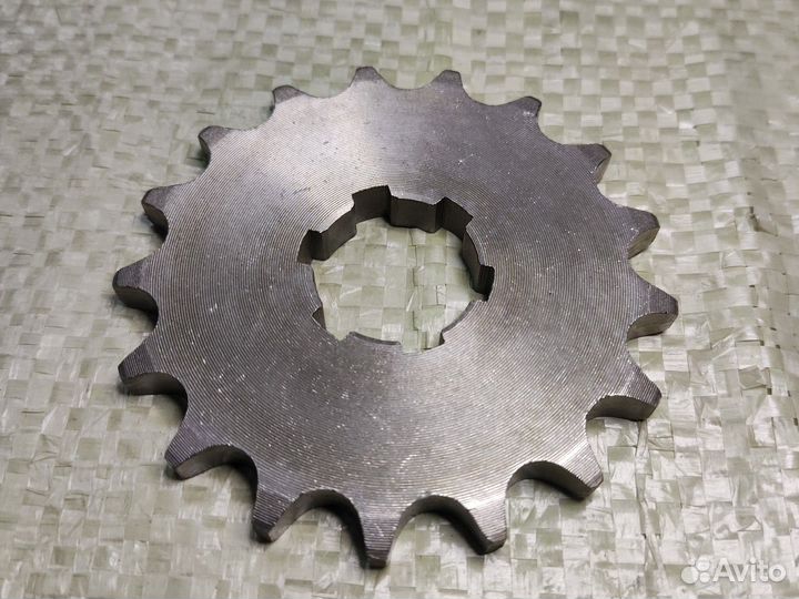 Звездочка Ява ведущая 17 зубов