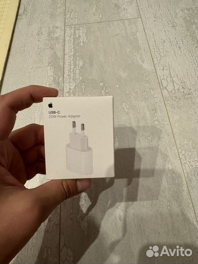 Блок зарядки iPhone 20w