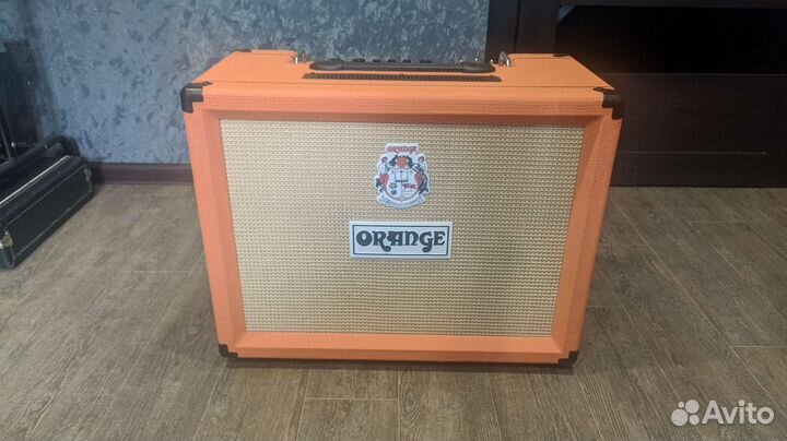 Ламповый гитарный комбоусилитель Orange Rocker 32