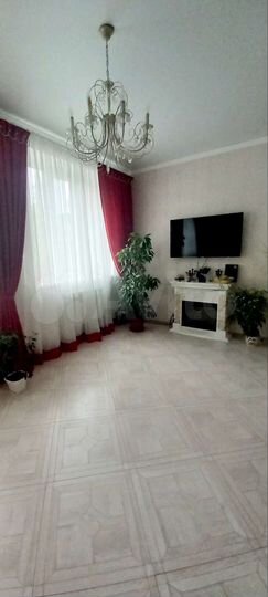 3-к. квартира, 108 м², 2/3 эт.