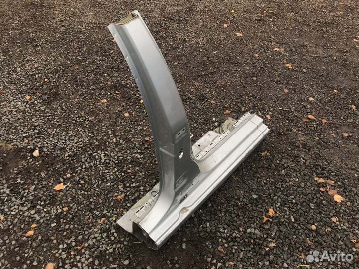 Порог кузова правый Skoda Octavia 1.6 cwva 2018