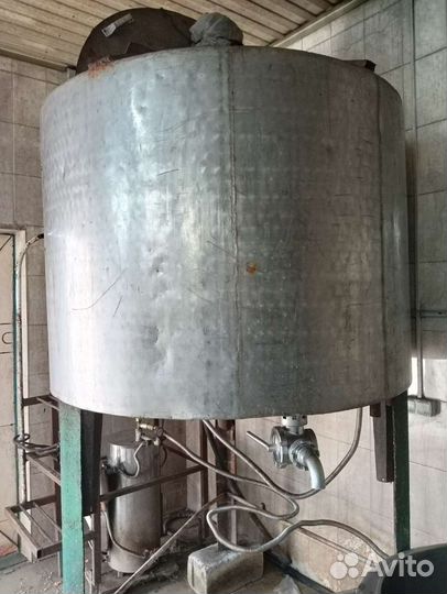 Емкость из нержавейки вдп 1000