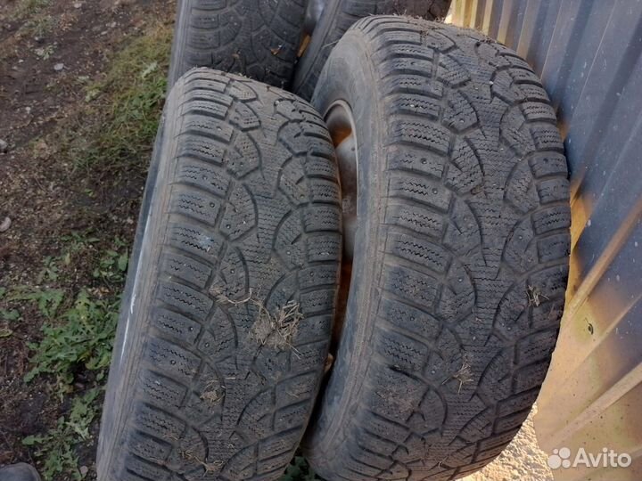Колеса с зимней резиной 205/65 15