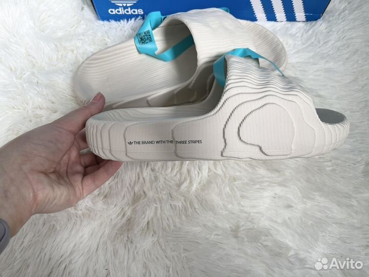 Шлепанцы тапки сланцы Adidas original Adilette