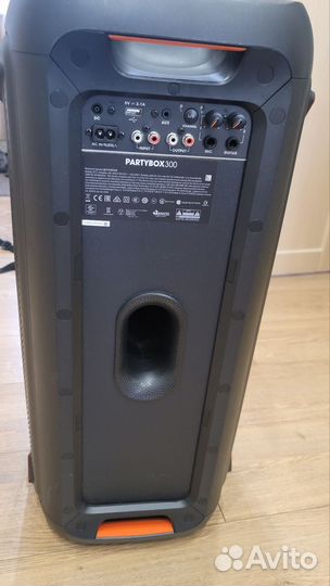 Jbl patybox 300 колонка