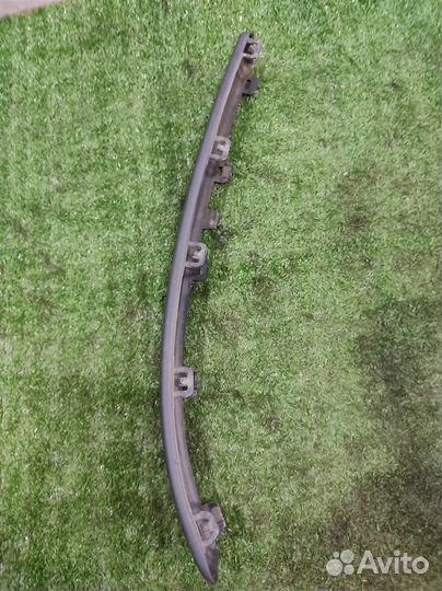 Молдинг бампера переднего левый Renault Clio 3 20