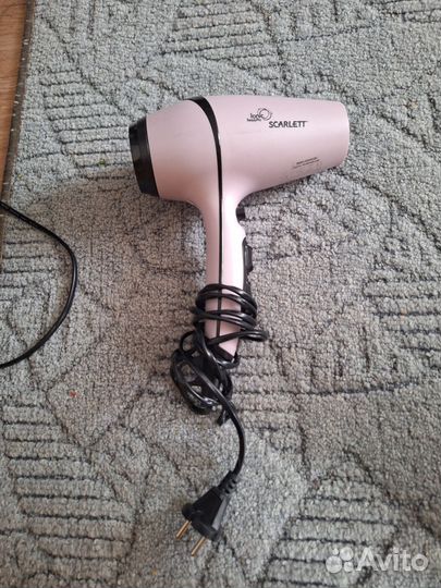 Фен для волос scarlett
