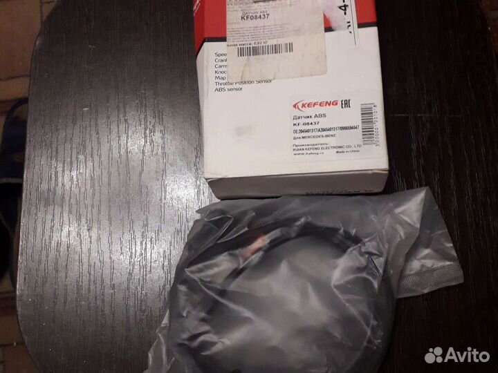Датчик abs kf04437