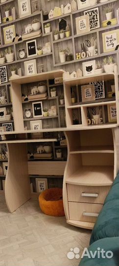 Компьютерный стол