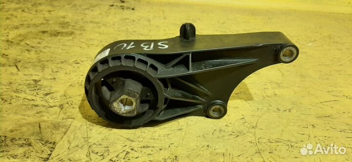 Опора двигателя передняя Opel Astra J