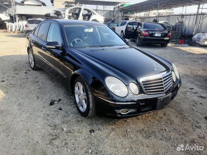 Авто на разбор Mercedes-Benz E-Class W211 272.922