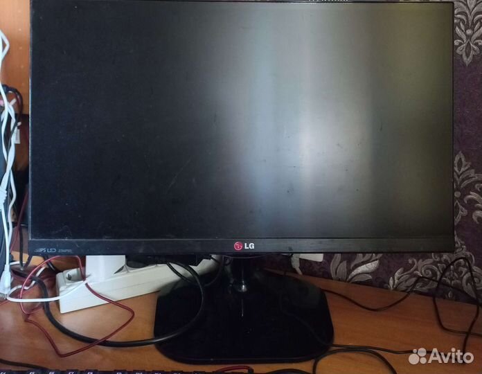 Монитор LG 23MP65D, 1920x1080