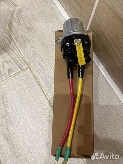 Реле стартера фав J6 новый