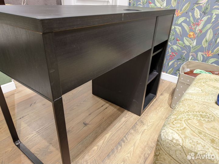 Письменный стол Икеа Микке