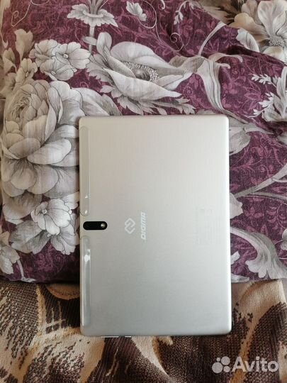 Планшет digma optima