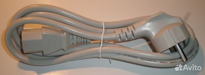 Кабель питания для компьютера