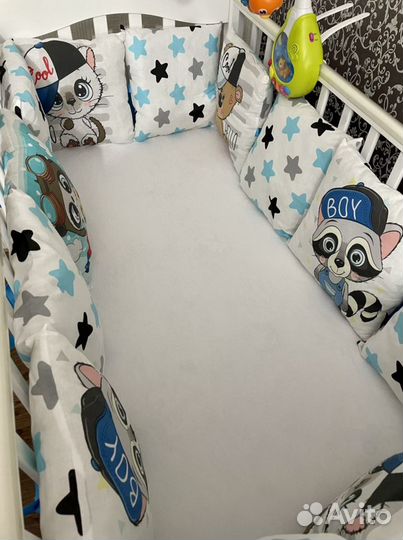 Подушки-бортики в детскую кроватку новые