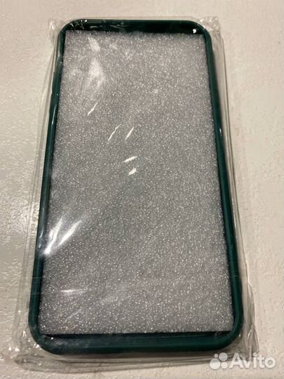 Чехлы на телефон iPhone 11