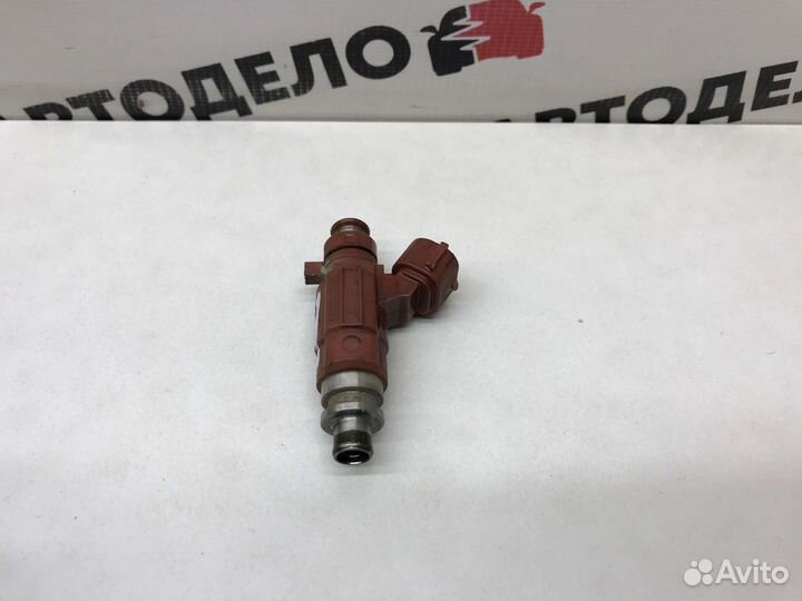 Форсунка бензиновая Nissan Sunny FB15 2000 г.в