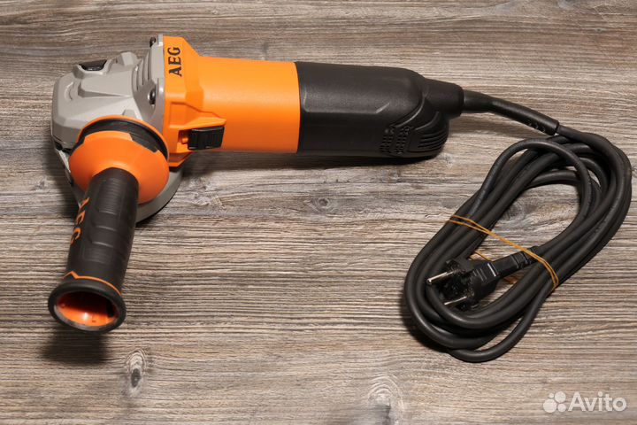 Угловая шлифмашина AEG WS13-125XE