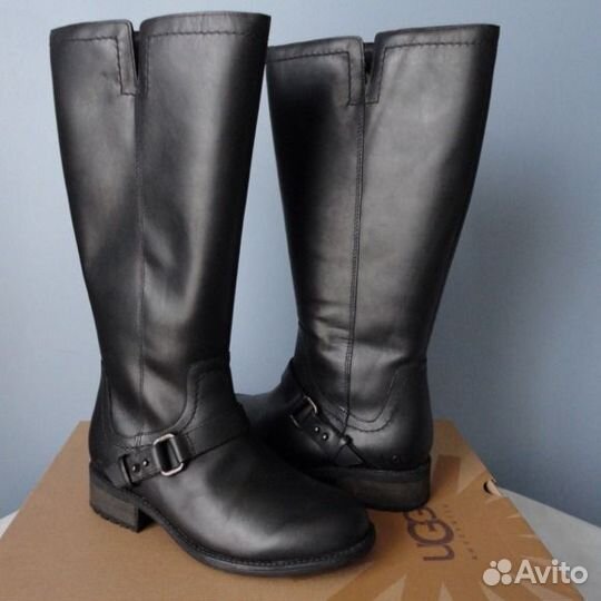 Кожаные сапоги от UGG Australia, на овчине