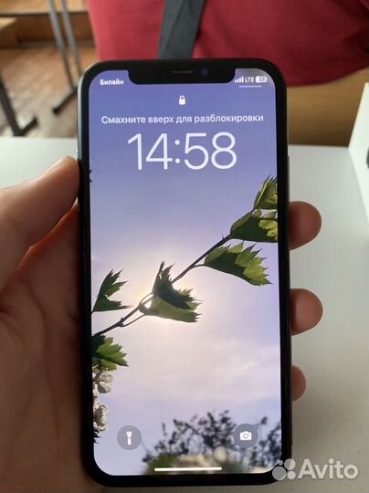 iPhone X, 64 ГБ
