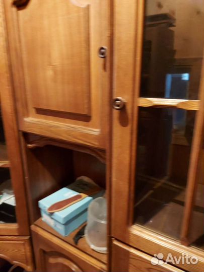 Стенка из массива ясеня