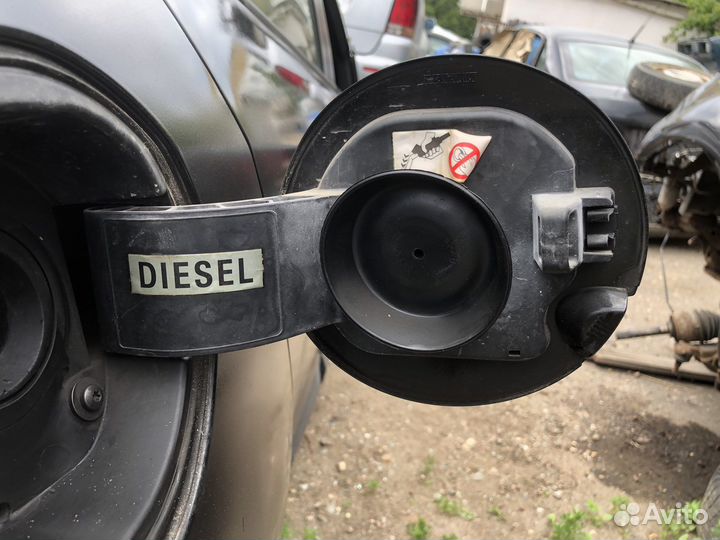 Лючок бензобака renault megane 3