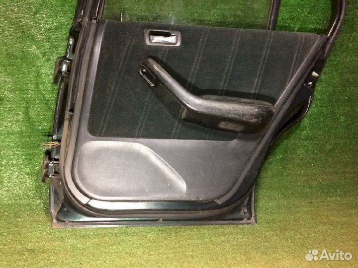 Дверь задняя правая Honda Rafaga CE4 Изумруд царап