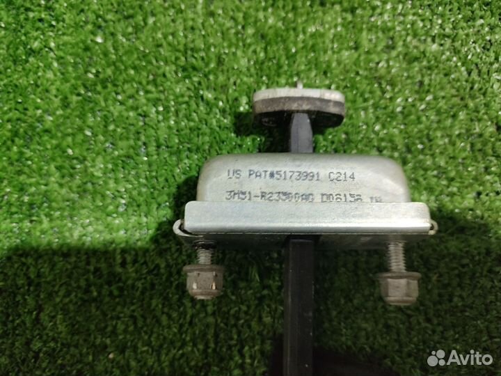 Ограничитель двери передний правый Ford Focus 2