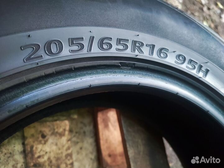 Kumho Solus SA01 KH32 205/55 R16 95H