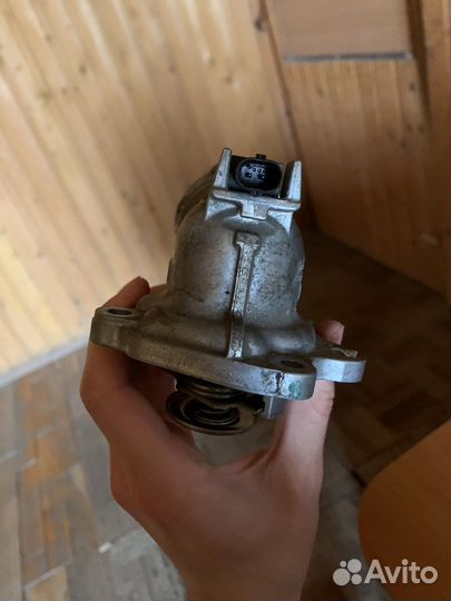 Термостат на Mercedec benz w218