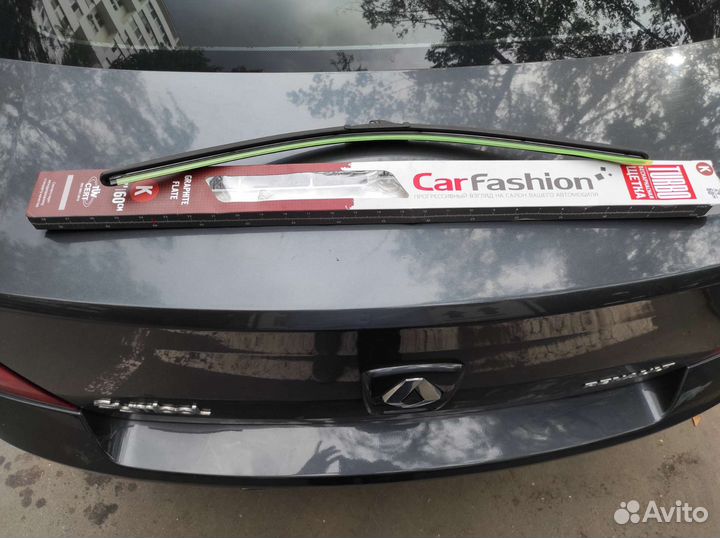 Щетки стеклоочистителя 60 и 45 см. Универсальные